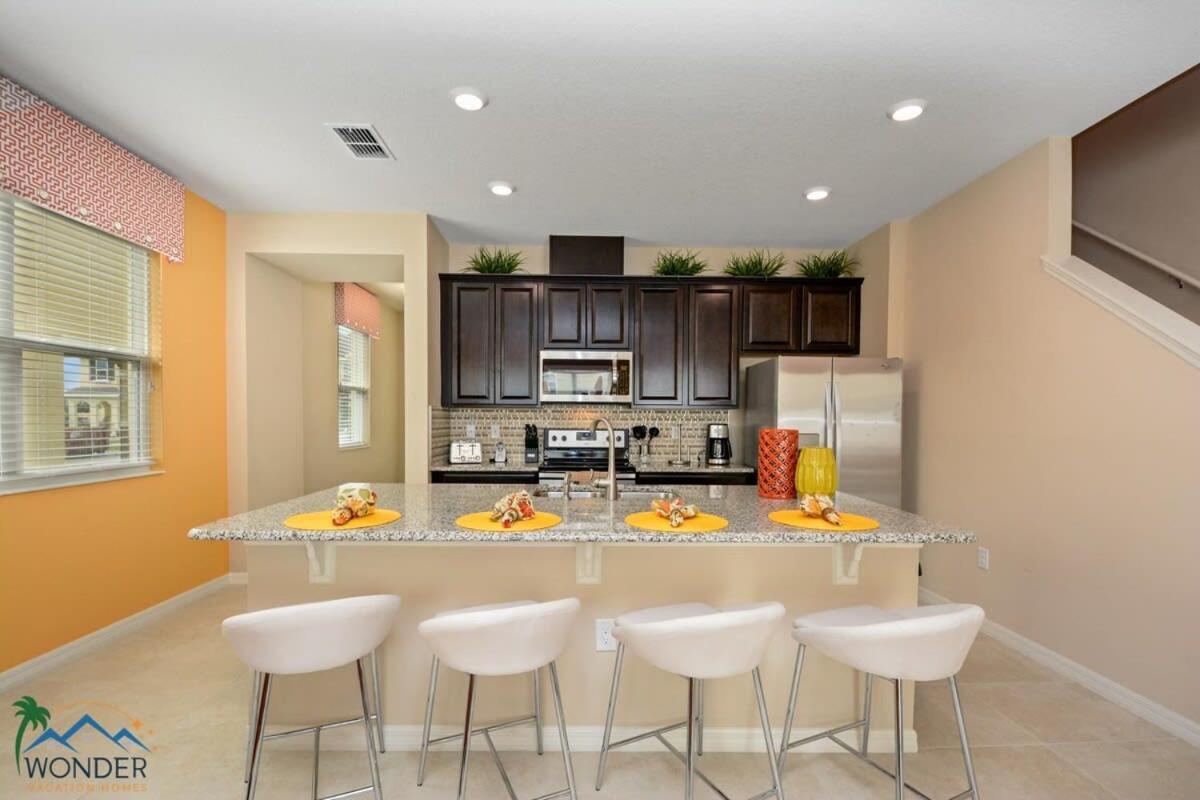 Four Bedrooms Townhome 5126K كيسيمي المظهر الخارجي الصورة